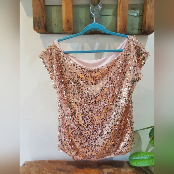 Sequin top - Picture 2 of 2